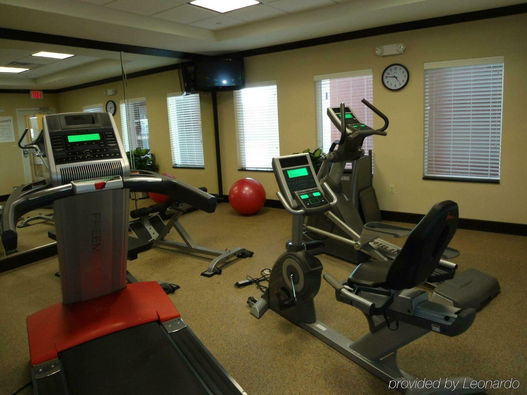 Holiday Inn Express And Suites Alpine By Ihg Bagian luar foto